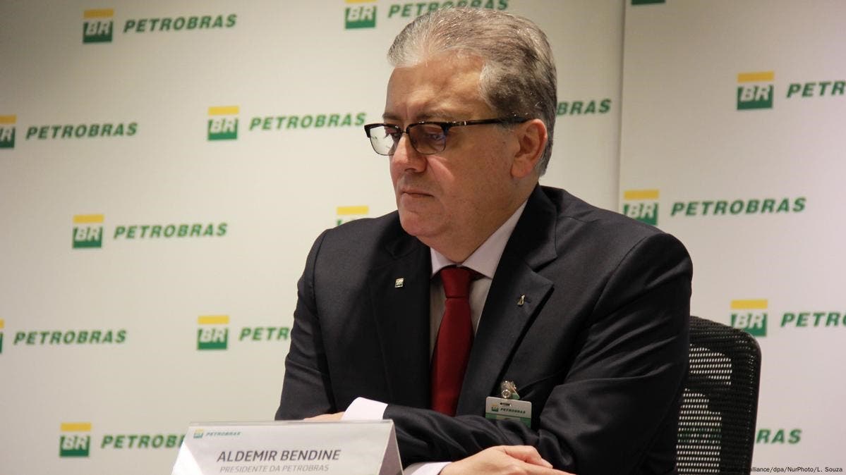 Arrestan a expresidente de Petrobras en operación contra corrupción en Brasil