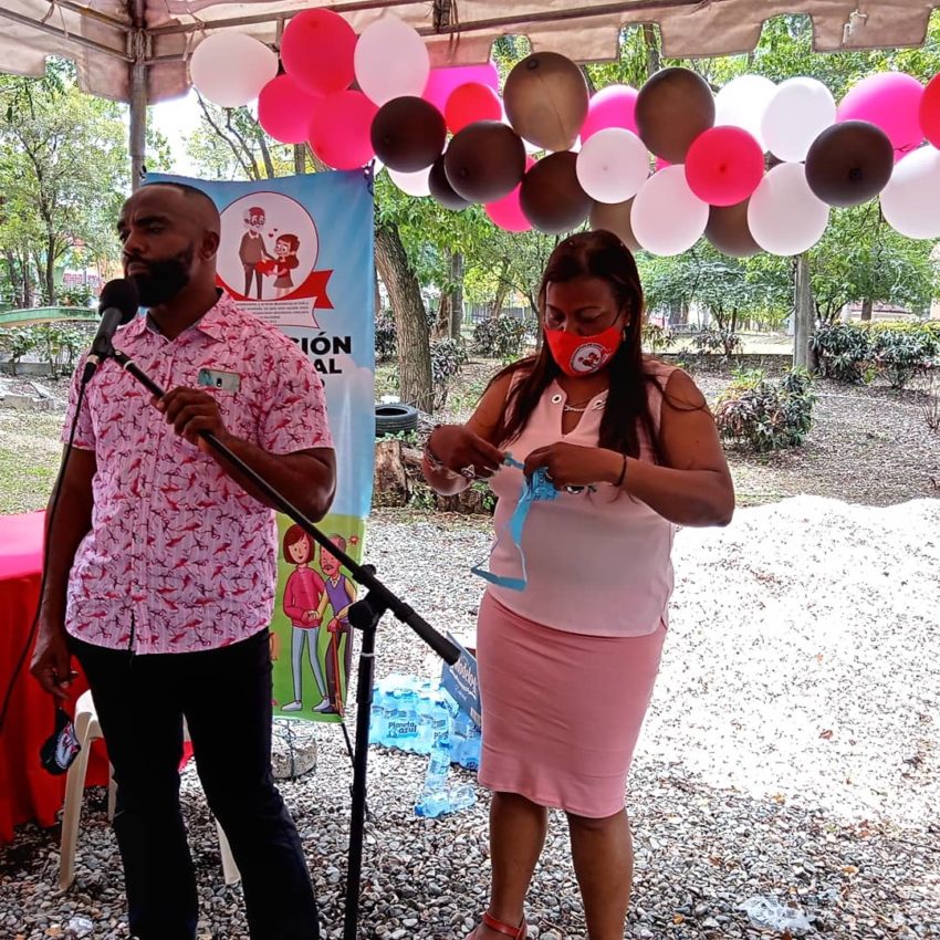 Fundación Manantial de Amor agasaja a las madres de SC