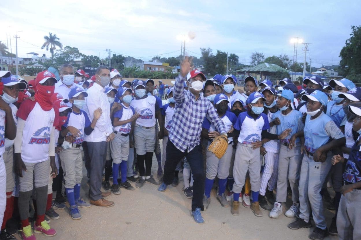 Más de 1,200 niños en torneo Pequeñas Ligas de Pony League