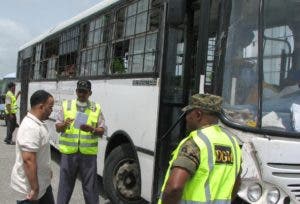 Crisis migratoria: 70 dominicanos repatriados desde Estados Unidos