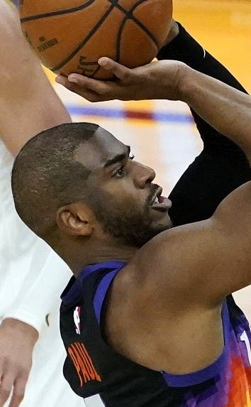 Los Suns abren serie con victoria