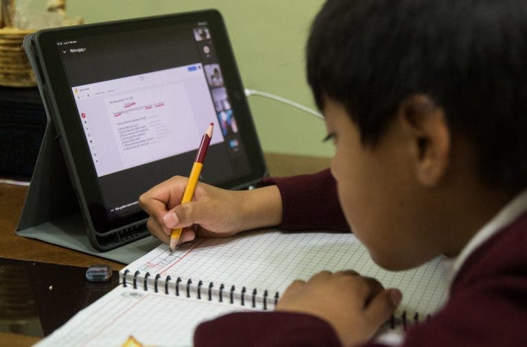 La pandemia ha retrasado un año el nivel educativo de los alumnos