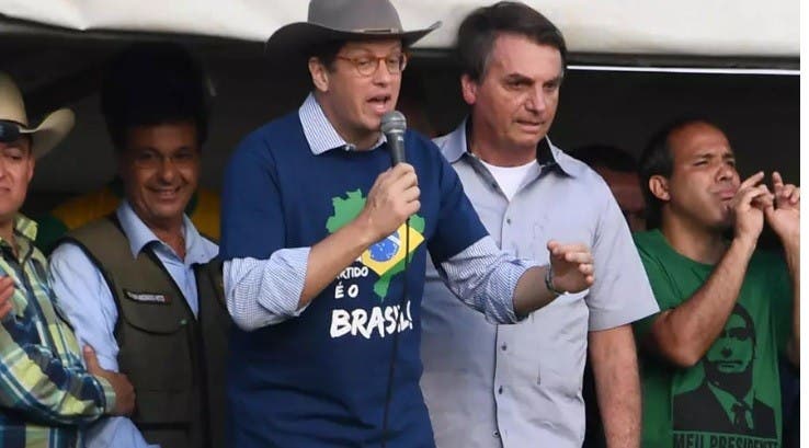 Ministro de Medio Ambiente de Brasil renuncia presionado por investigación