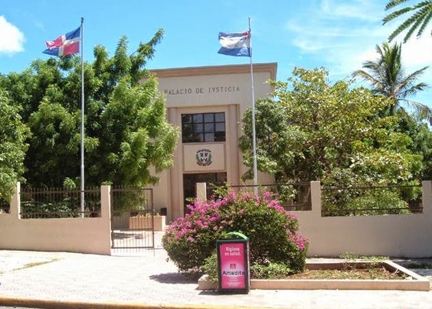 Suspenden otra vez medidas de coerción acusados matar comerciantes y oficial PN en La Romana