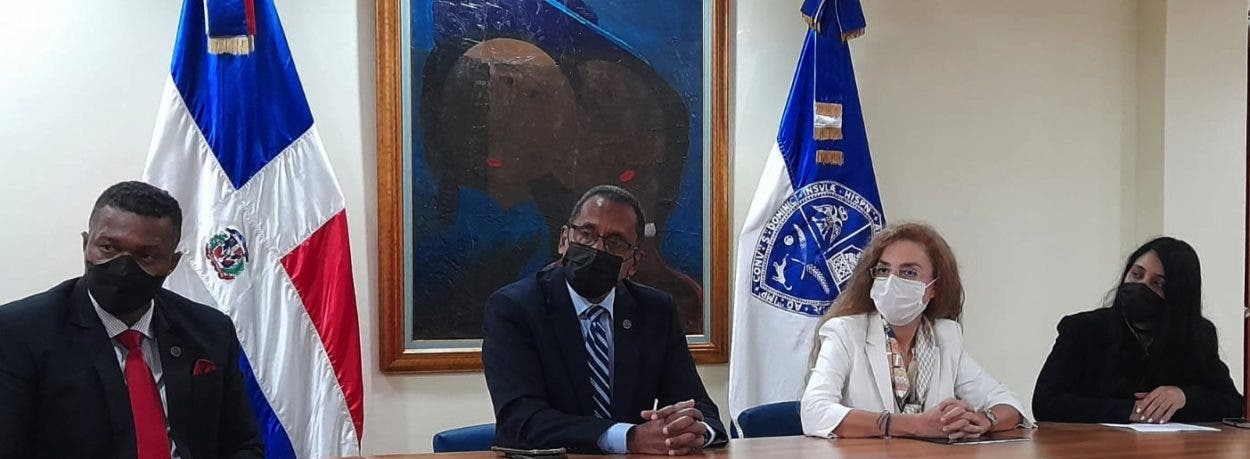 UASD y Universidad de Ankara entregan certificados de Cultura y Lengua Turca