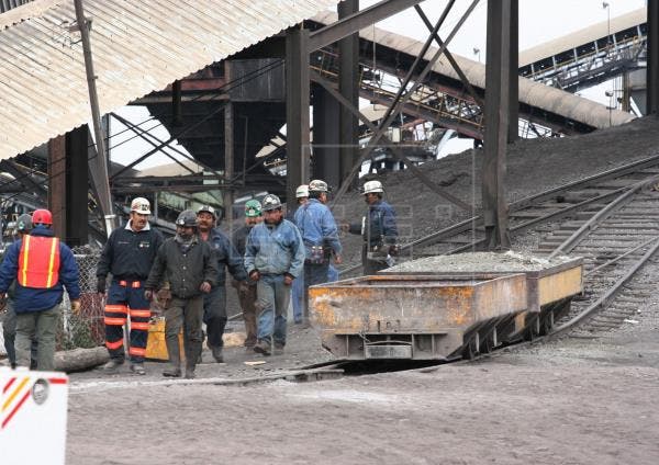 Varios mineros quedan atrapados por colapso de una mina en el norte de México