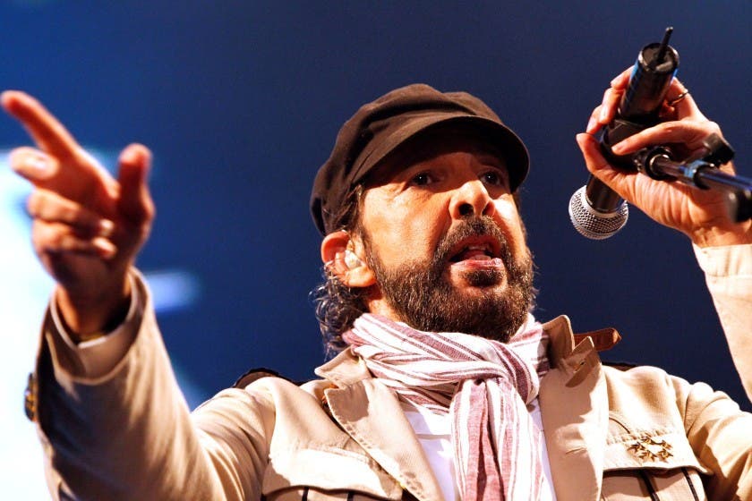 Juan Luis Guerra lanza un álbum con 16 de sus éxitos