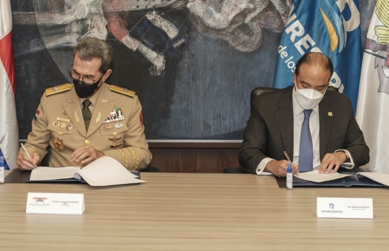 Acuerdo a favor militares