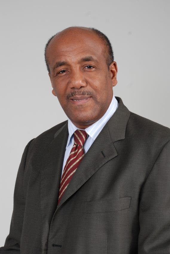 Antonio Almonte, ministro Energía y Minas