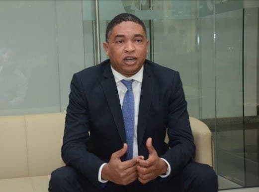 El vocero del bloque de diputados del Partido de la Liberación Dominicana (PLD), Iván Lorenzo