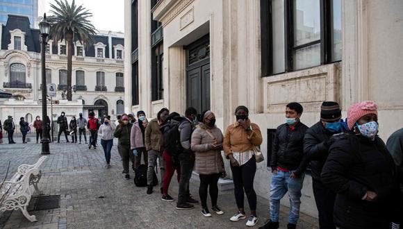 Chile camina al cuarto retiro de fondos de pensiones