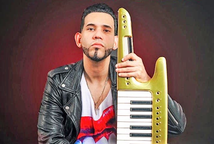 l joven cantante dominicano Joel “El Insuperable” continúa agregando éxitos a su carrera y permanece recibiendo un gran respaldo de dominicanos