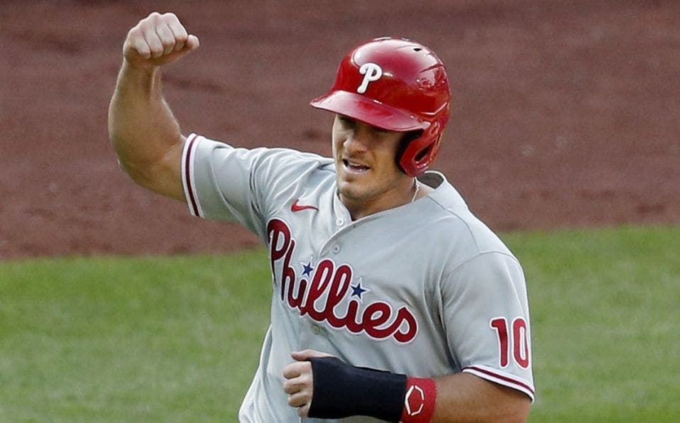 Jonrón de J.T. Realmuto rompe sequía de 40 años de los Filis