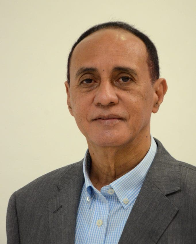 Mejora estado salud periodista Héctor Minaya