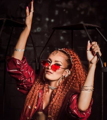 Nicole Nima lanza «Ella»