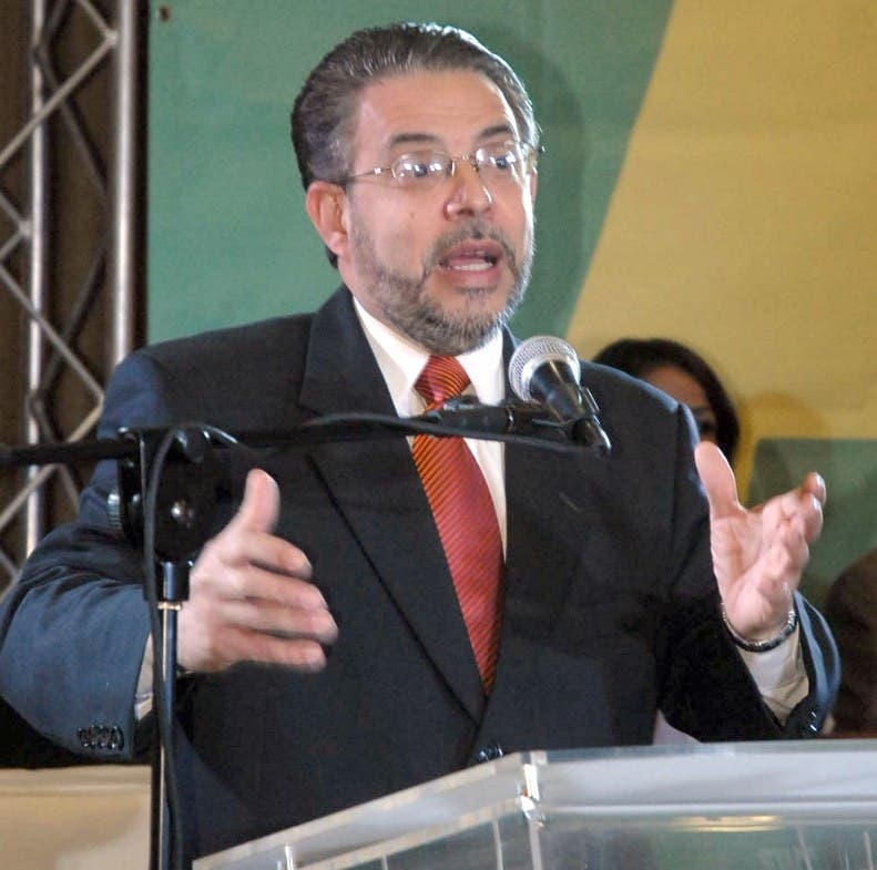 Estima Abinader atado a sectores y a EEUU