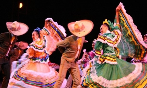 Celebran en RD Día Mundial Folklore