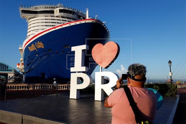 Puerto Rico recibe primer crucero desde inicio pandemia