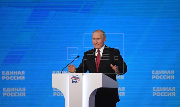 solo el 26,4 % de los rusos está dispuesto a votar por el partido del jefe del Kremlin, cuando hace cinco años las encuestas le concedían el 43,3 %.