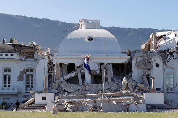 EU ve “probable” un alto número de víctimas terremoto en Haití
