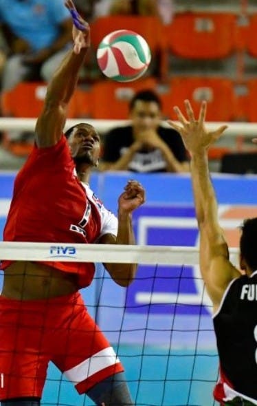 Tapia anota 32 en revés frente  a México en voli