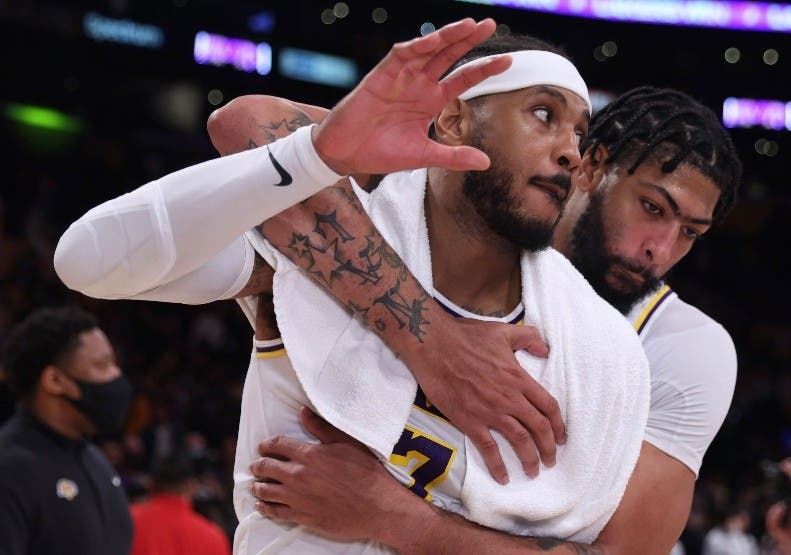 Lakers superan 40 puntos de Morant