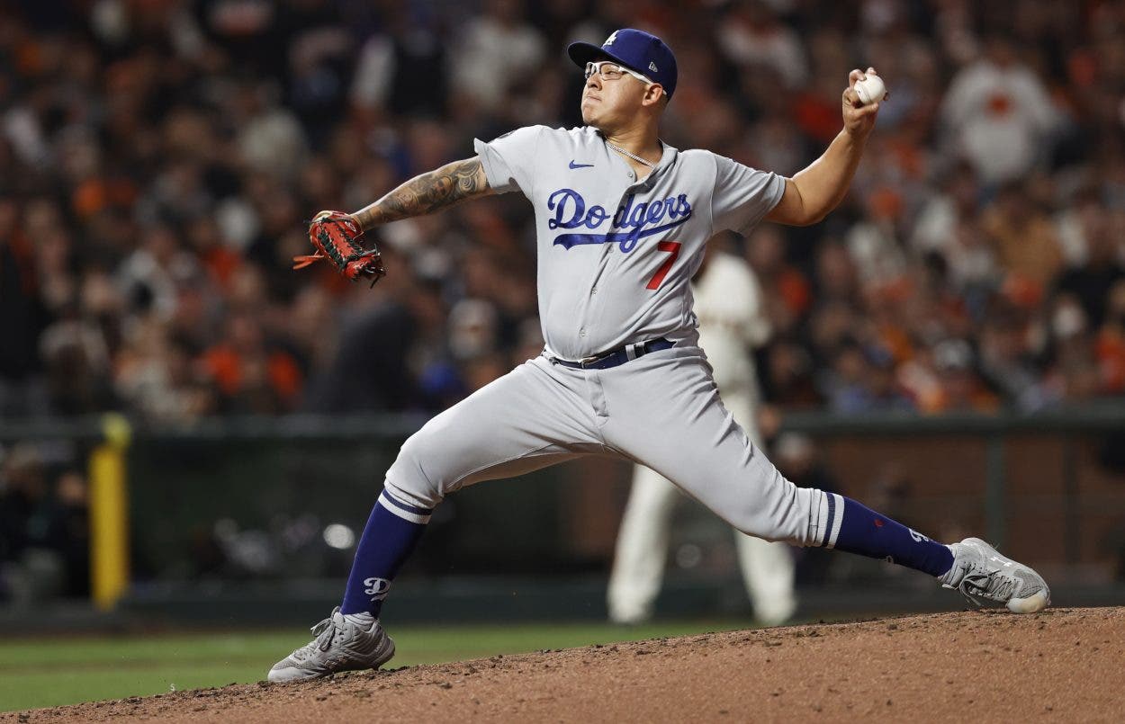 Julio Urías abrirá Cuarto Partido