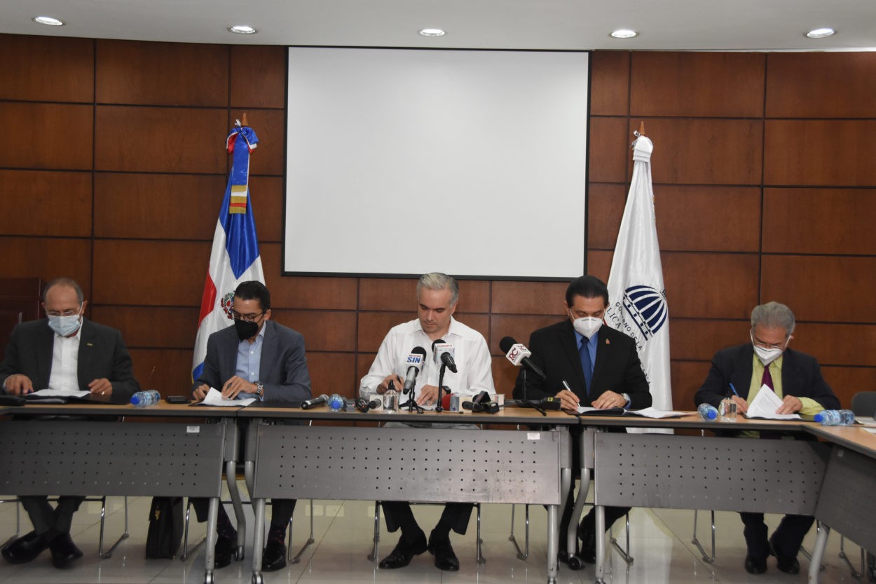 CMD y ARS amplía cobertura servicios