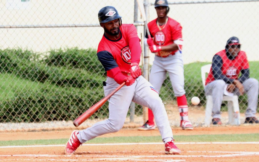 Leones con escuadra dividida pierden uno y ganan otro