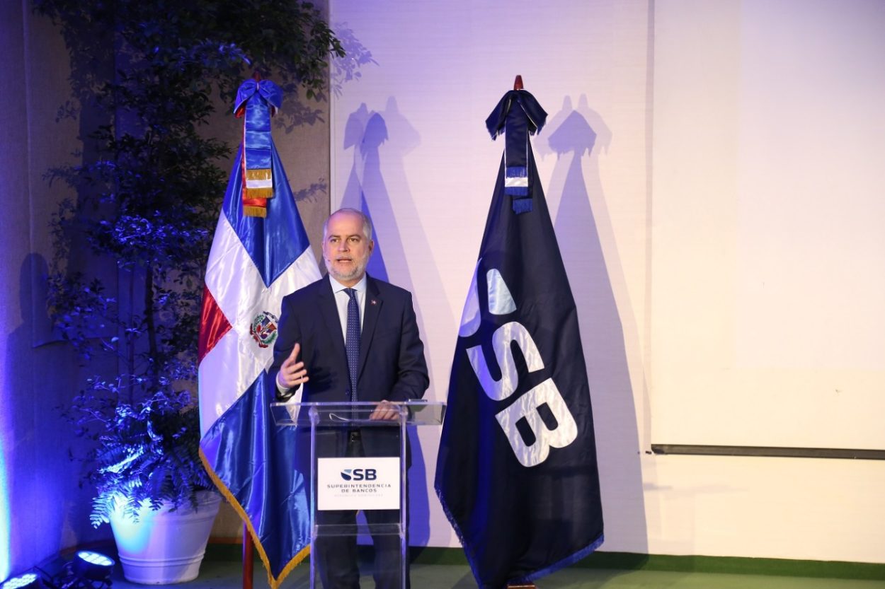 Lanzan aplicación para usuarios servicios financieros