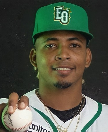 Edwin Uceta conduce a las Estrellas