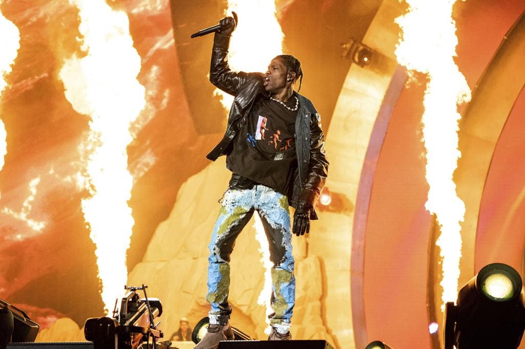 8  muertos, varios heridos duarante presentación de Travis Scott