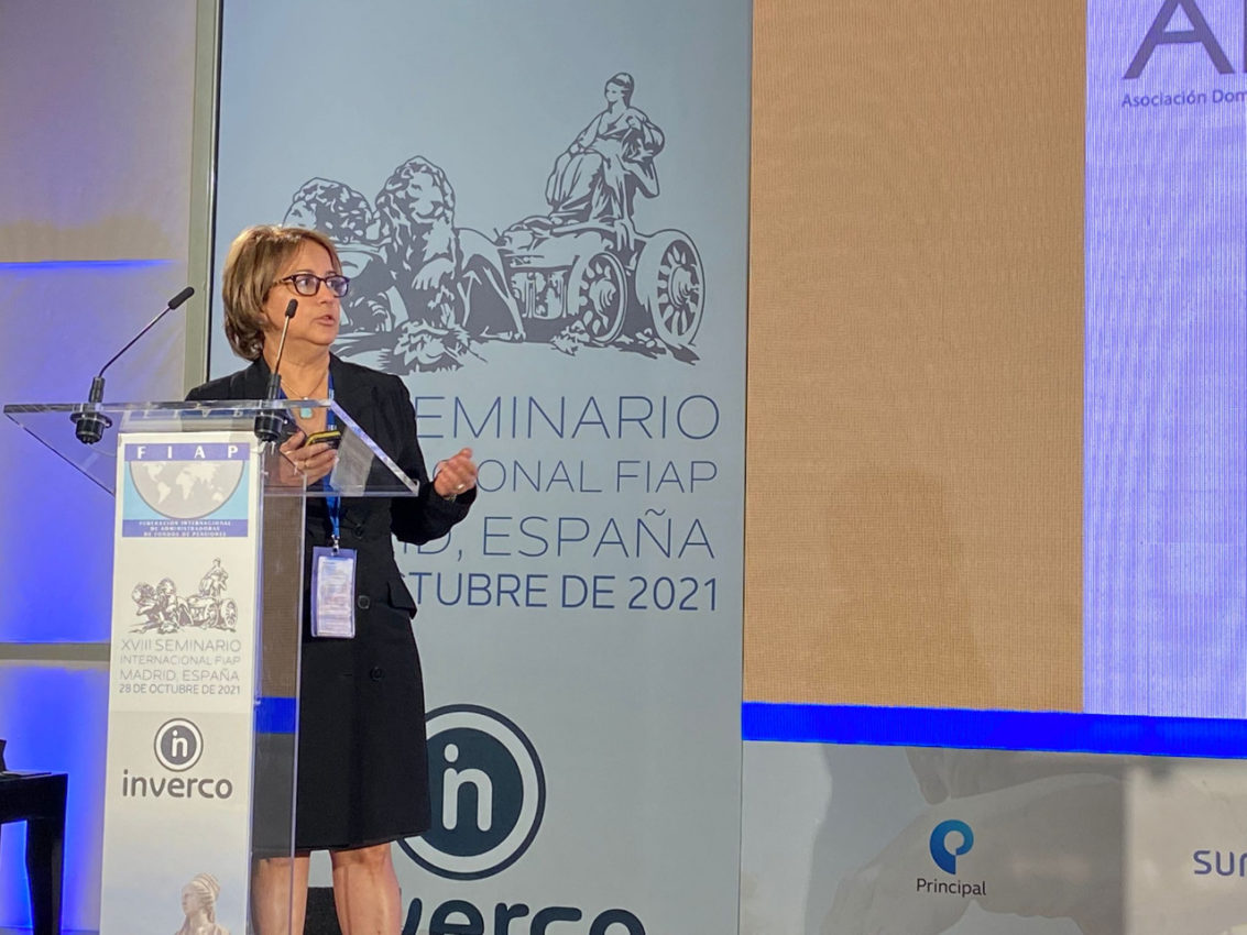 ADAFP presenta en Seminario Internacional propuesta beneficios afiliados