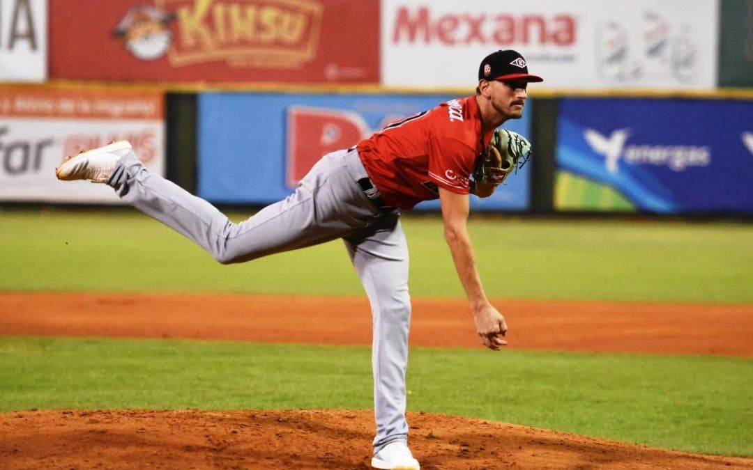 Escogido complica el panorama por clasificación