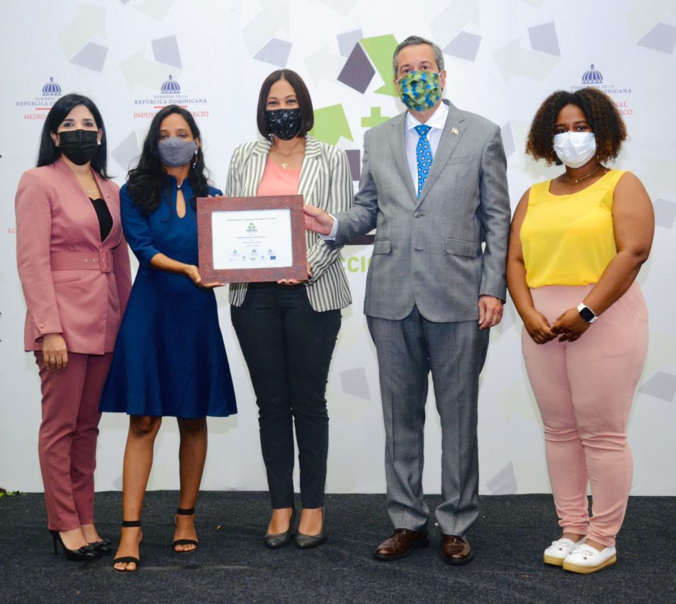 Industrias San Miguel recibe reconocimiento