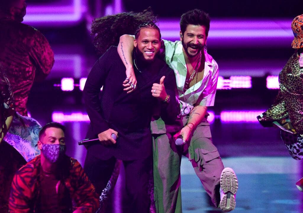 Camilo y El Alfa en el Teatro Nacional