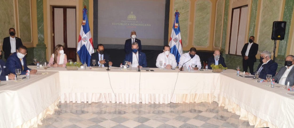 Abinader y partidos claman por Haití