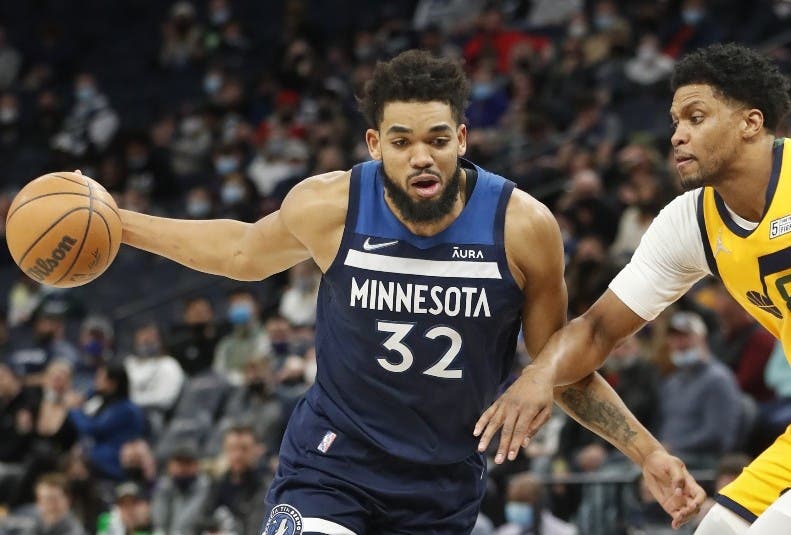 Karl Towns acaba a los Jazz con triple doble