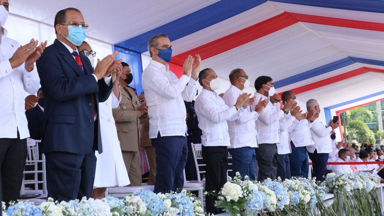 Abinader encabeza 209 aniversario natalicio de Duarte