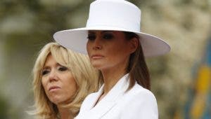 Melania Trump subastará sombrero y 2 objetos más por al menos US$250 mil