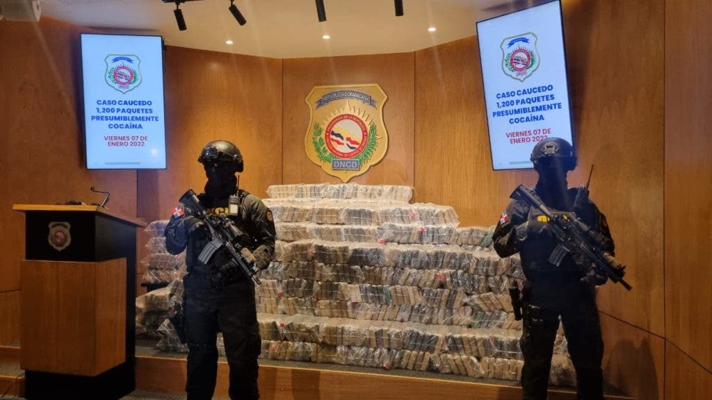 La DNCD informó sobre el decomiso de mil 200 kilogramos de cocaína durante un  operativo en el Puerto Multimodal Caucedo