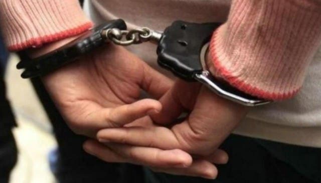 Encarcelan en Bolivia mujer que lanzó su bebé a un pozo