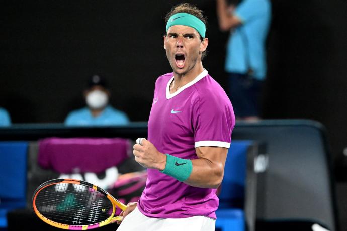Nadal se sobrepone a reacción de Berrettini para estar en final