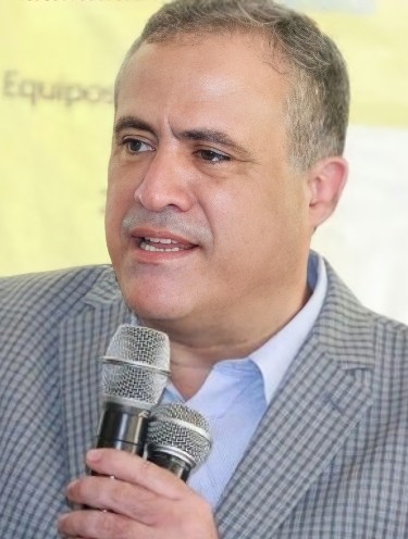 Domínguez Brito reelecto presidente Federación de Ajedrez