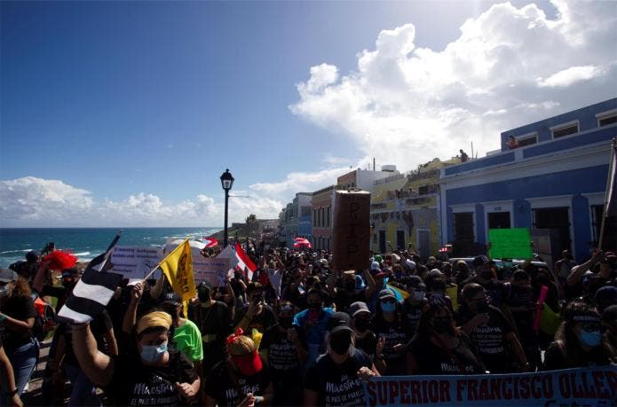 Crecen las protestas por mejoras salariales en Puerto Rico