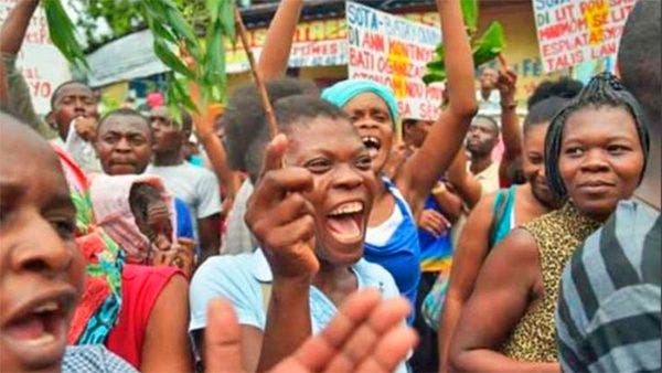 Haitianos protestan por segundo día seguido para pedir alza de salario mínimo
