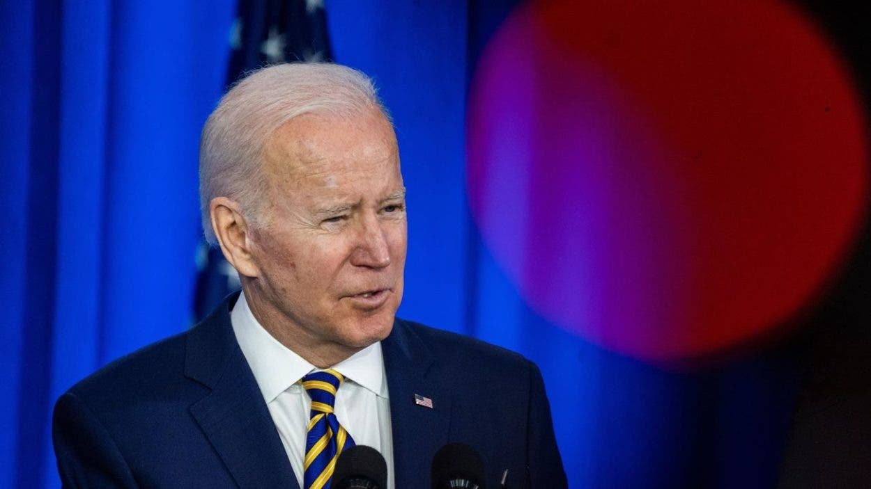 Biden responde a Putin con castigo económico