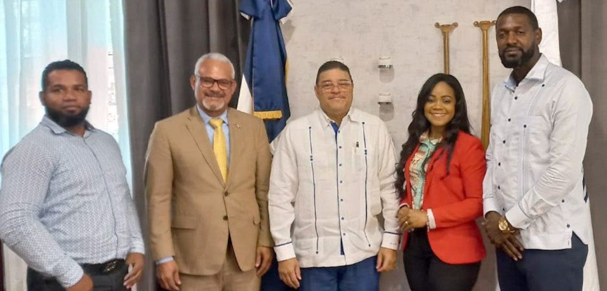 Mil 500 atletas participarán en Interescolares de Los Alcarrizos