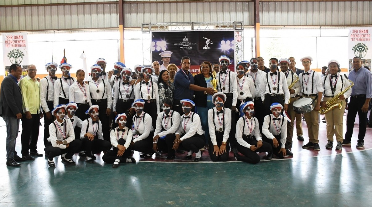 Realizan festival regional escolar