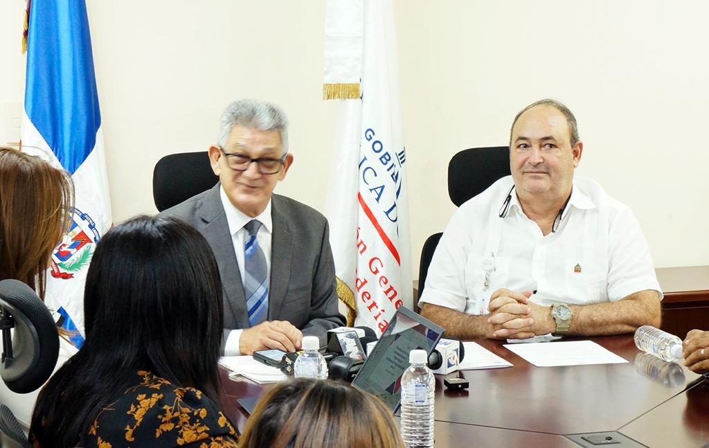 Firman protocolo para robustecer pecuaria